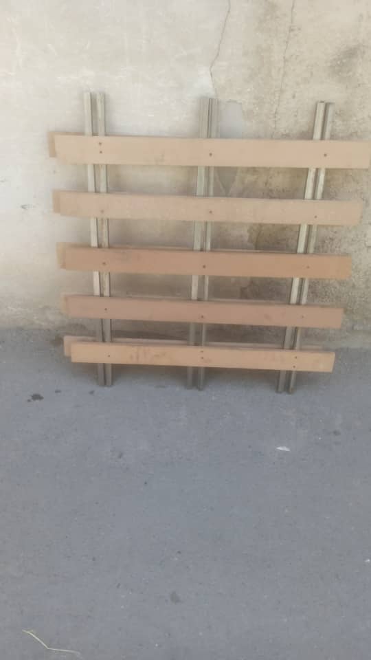 نوع کفی  چوبی فلزی